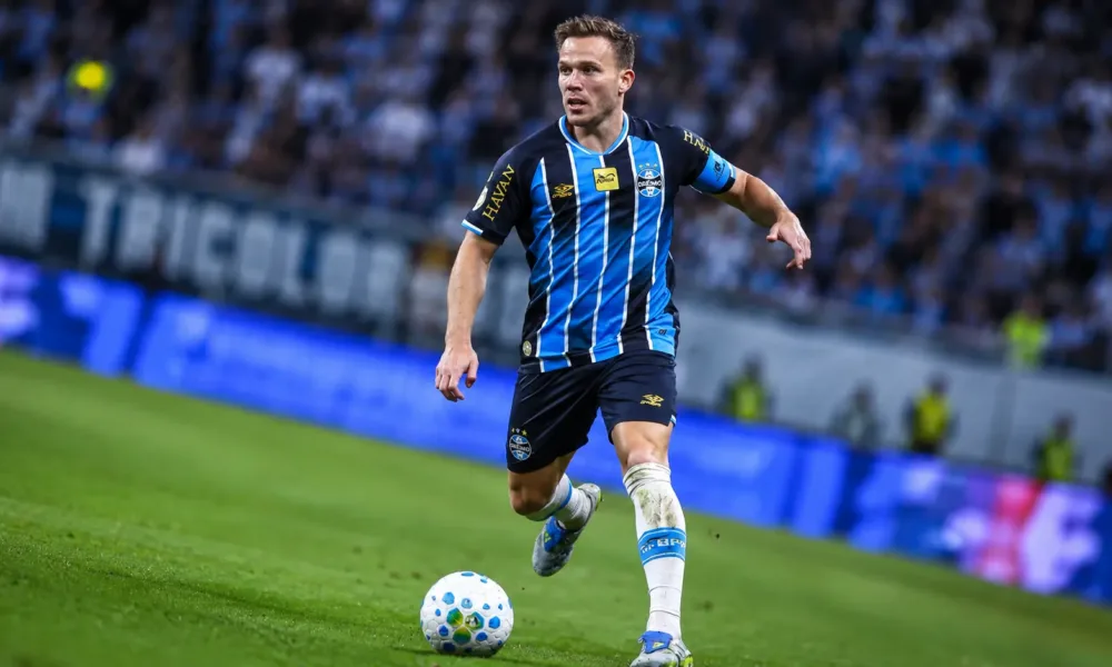 Arthur reforco do Santos pelo Gremio 2