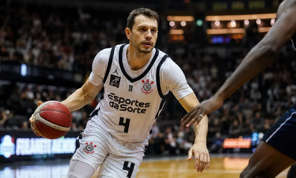 Cauê Corinthians Basquete