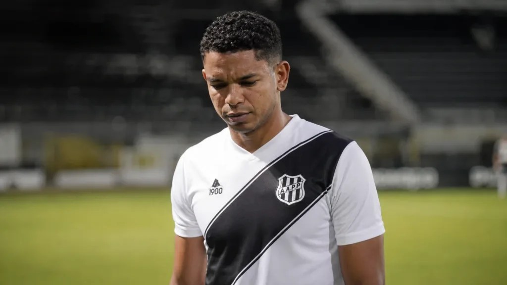 Ponte Preta Em Colapso | Greve, Técnico Demitido e Risco de W.O. Expõem Crise Histórica 1 David Braz Ponte Preta