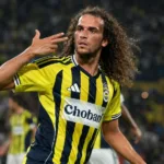 Guendouzi Provoca Torcida do Lyon e Confusão Toma Conta Após Eliminação