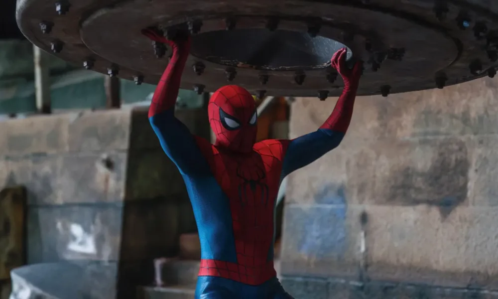 Homem-Aranha - Um Novo Dia (Tom Holland)