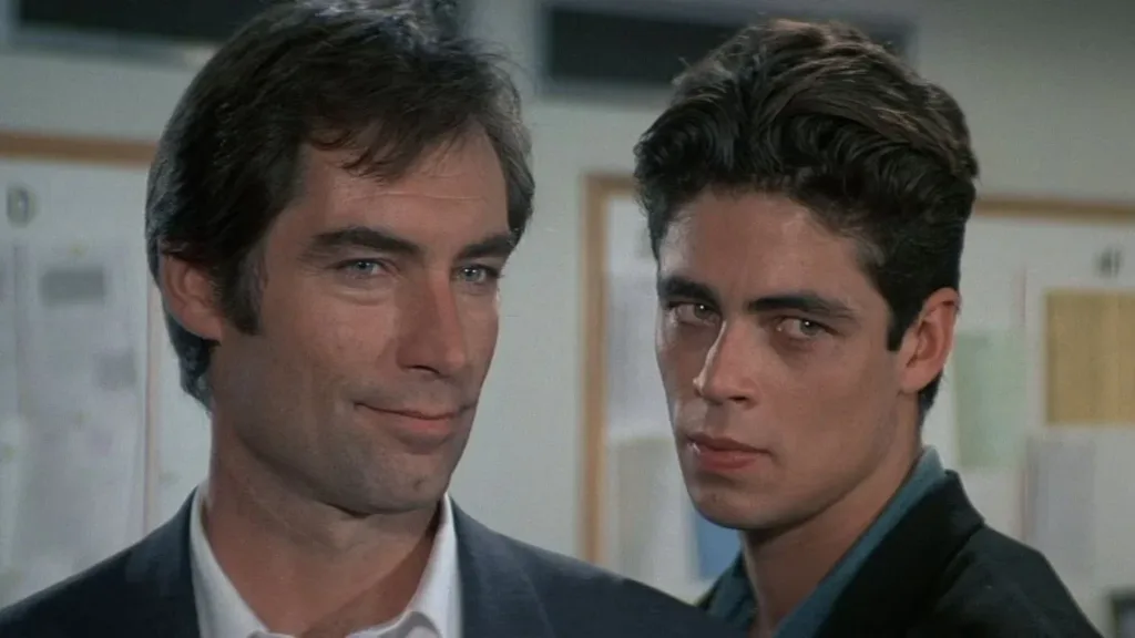 James Bond Timothy Dalton 007 Permissao para Matar