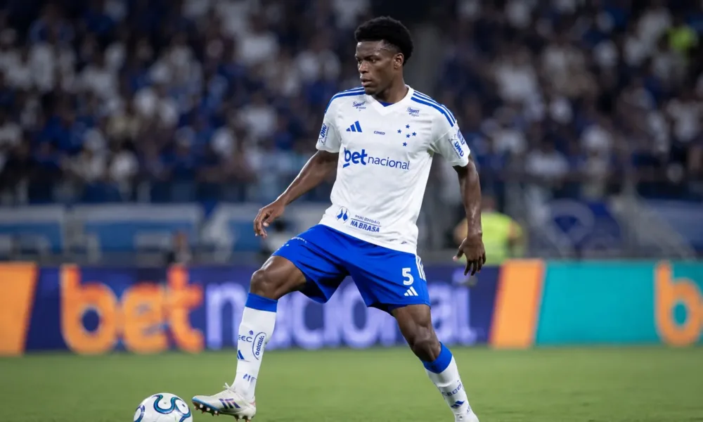 Jonathan Jesus Zagueiro Cruzeiro 01
