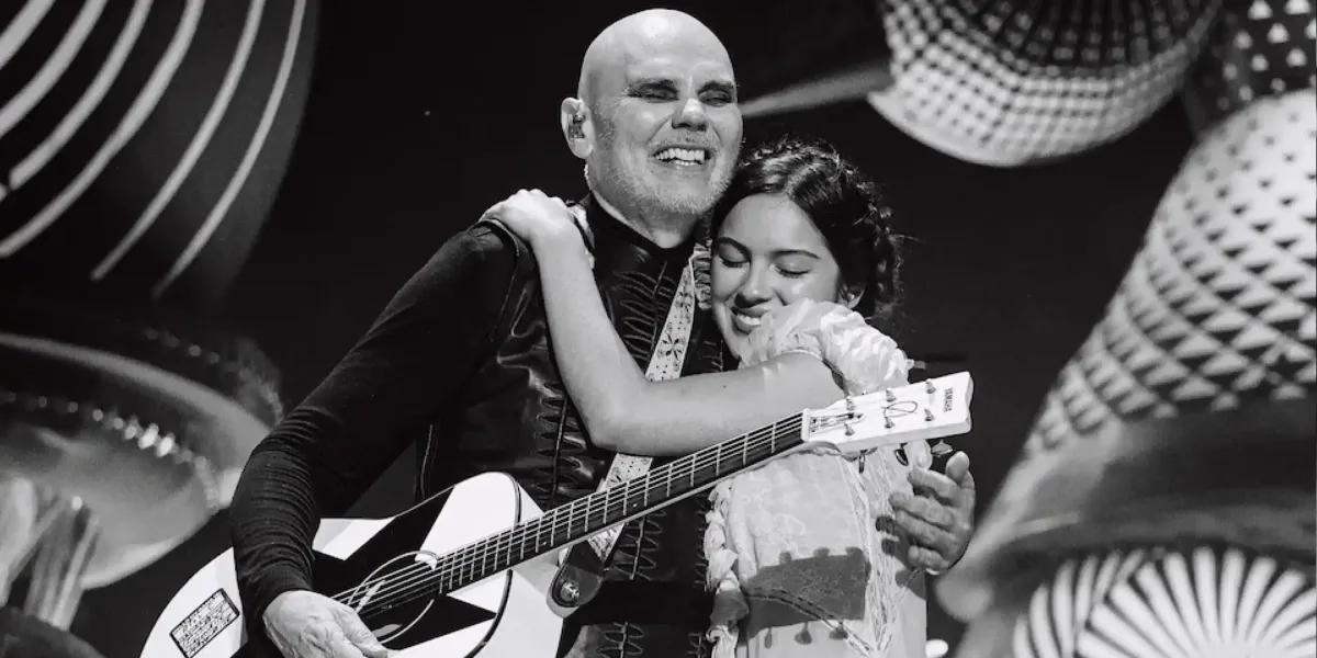 Olivia Rodrigo Surpreende em Apresentação do The Smashing Pumpkins no Lollapalooza Olivia Rodrigo Lollapalooza Chicago
