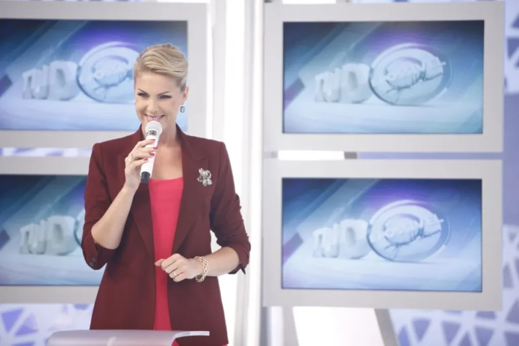 Os 8 Programas de TV dos Anos 2000 que Marcaram Gerações e Desapareceram da TV Brasileira 3 Apresentadora Ana Hickmann no programa Tudo É Possivel