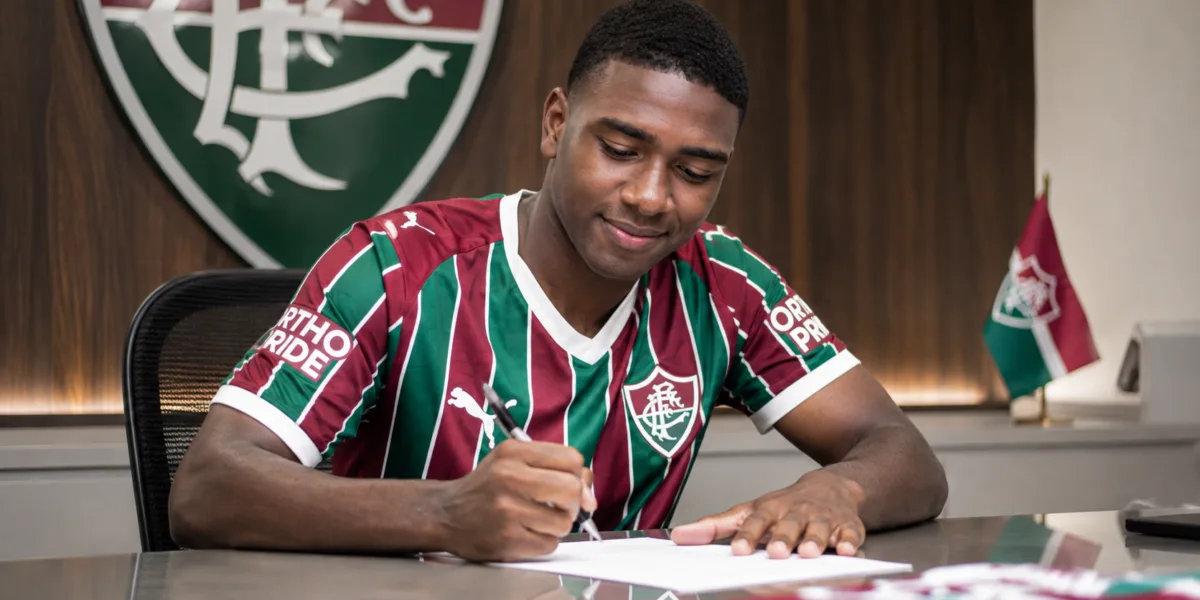 Fluminense Assina Primeiro Contrato Profissional Com Ryan, Destaque De Xerém Aos 16 Anos Ryan Fluminense