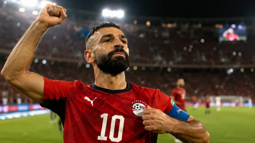 Salah Acerta Com O Trabzonspor E Encerra Trajetória Histórica No Liverpool 2 Salah Liverpool 02