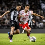 Jogadores de Ceará e Vila Nova
