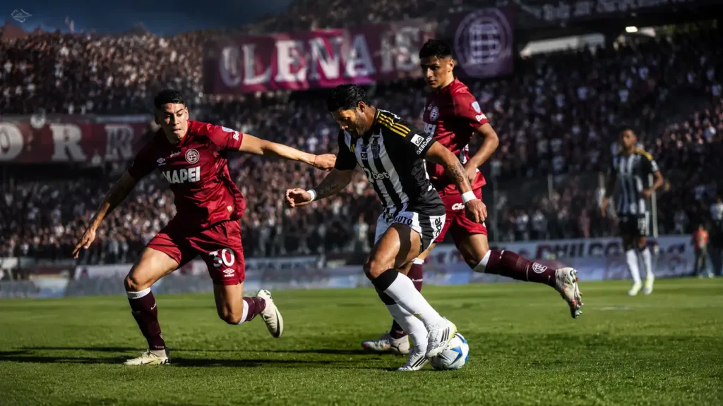 Atlético-MG Vai Em Busca De Revanche Na Sul-Americana Após Trauma De 2025 3 Hulk jogando na final