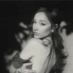 Ariana Grande Petal instagram 1