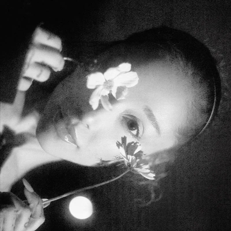 Ariana Grande Petal instagram 6