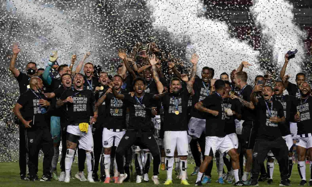 Ceará comemorando a copa do nordeste 2020