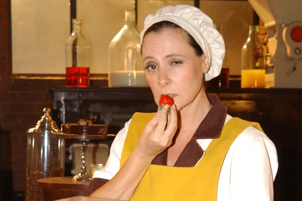 Chocolate Com Pimenta - Elizabeth Savalla como Jezebel 