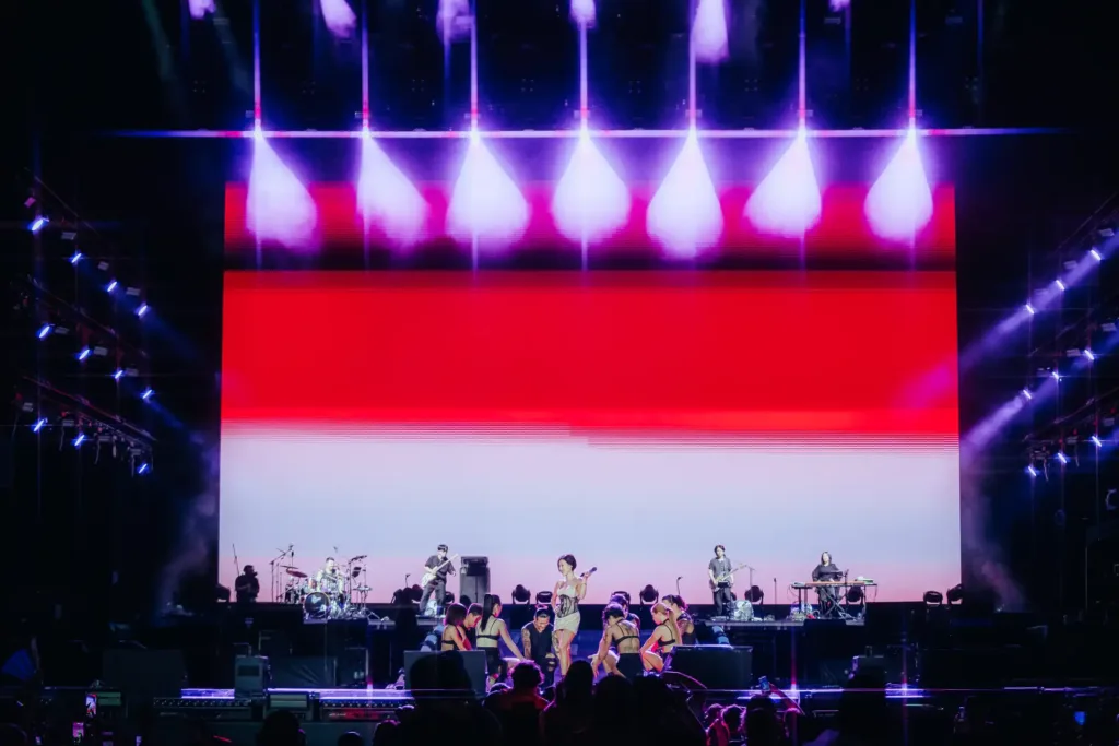 Hwasa Chega ao Rock In Rio 2026, Domina o Palco Mundo e Entrega Um Show Daqueles 1 Hwasa - Rock in Rio 2026