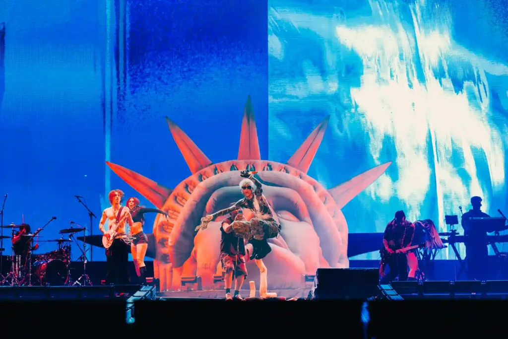 Highlights Rock In Rio 2026 | Chuva, Mosh Pits e Uma Cidade do Rock Mais Entregue no Segundo Dia 2 MGK - Rock in Rio 2026