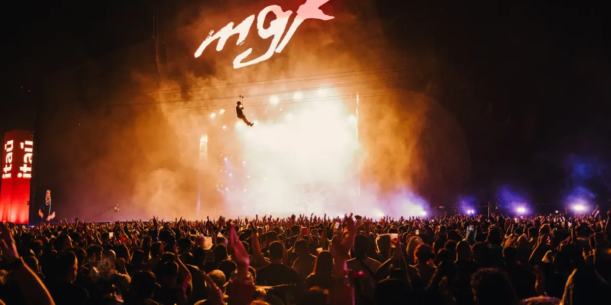 Rock in Rio 2026 | MGK Entre o Rap, o Pop e as Vaias: Um Show Que Não Sabe o Que Quer Ser MGK - Rock in Rio 2026