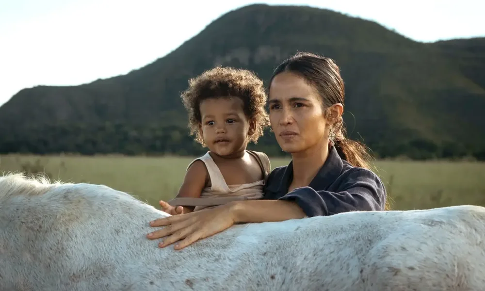 Maria de Maria - Nanda Costa 01