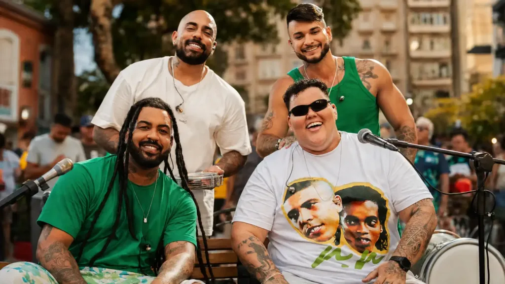 Menos é Mais e Turma do Pagode Se Encontram em Grande Noite de Pagode em Ponta Grossa 1 Menos é Mais Pagode