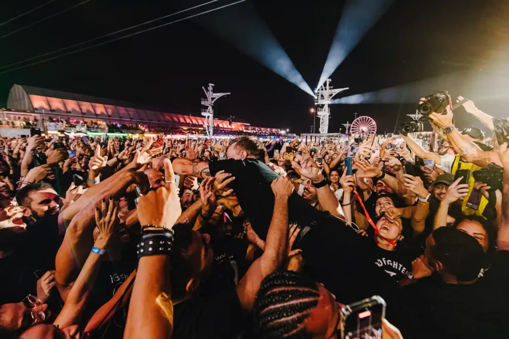 Rise Against Transforma Perrengue em Show Explosivo no Rock In Rio 2026 4 Rise Against - Rock in Rio 2026
