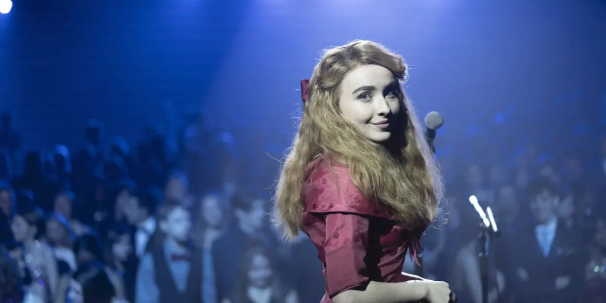 Sabrina Carpenter Vai Dançar Com Tom Holland em Cinebiografia de Fred Astaire Sabrina Carpenter em Clouds