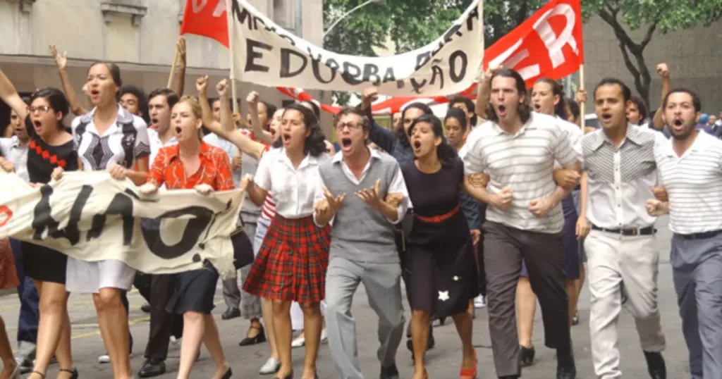 Senhora Do Destino - gravação da cena do protesto no RJ que contou com 800 figurantes