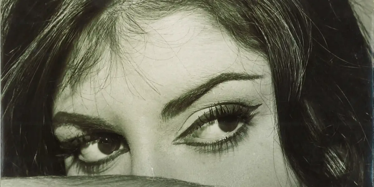 “Viva Marília” é o Retrato de Uma Estrela que Nunca Precisou Pedir Licença Para Brilhar Viva Marilia capa