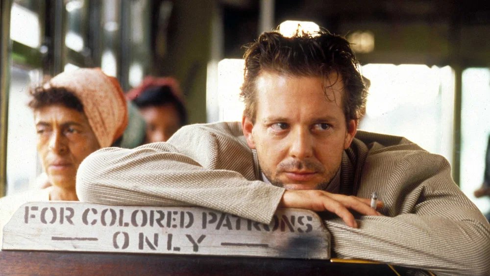 O Mistério de Coração Satânico | Quando Resolver Um Crime Significa Descobrir que Você é o Monstro 1 Coração Satânico Filme Angel Heart Prime Video 5