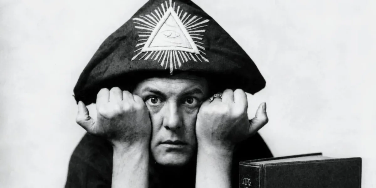 O Mago da Cultura Pop | Como Aleister Crowley Moldou o Rock, o Cinema e os Quadrinhos Aleister Crowley capa matéria 1