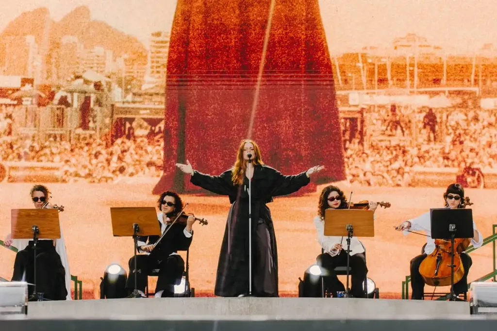Rock in Rio 2026 | Carol Biazin Esquenta Dia Chuvoso Com Uma Pegada R&B 2 Rock in Rio 2026 Carol Biazin Joyce Alane 2