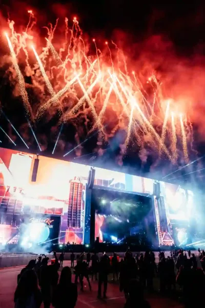 Fogos no Palco Mundo do Rock in Rio 2026