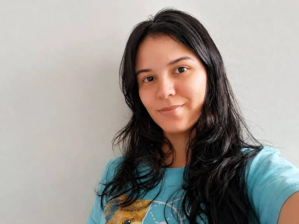 Uma Conversa Quentinha com Selene Diaz e "Chocolate Quente", Seu Novo Romance 2 Chocolate Quente Selene Diaz Autora 1