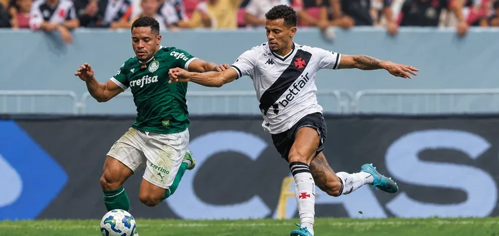 Torcidas do Vasco e do Palmeiras