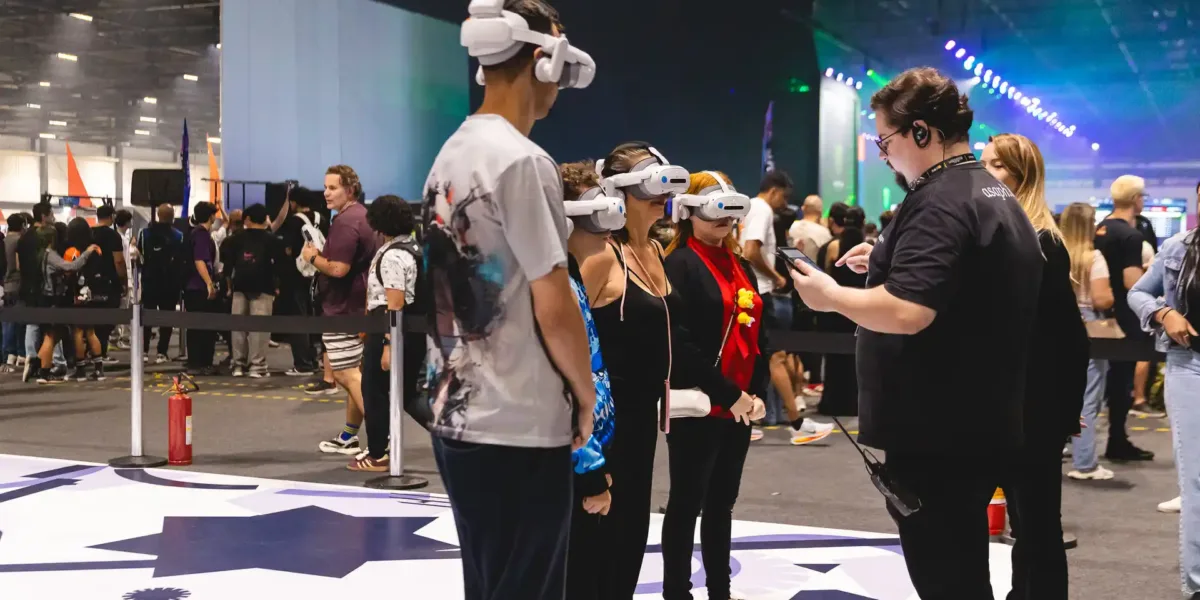 BGS 2026 Leva Visitantes Para Dentro de Simuladores de Voo, Direção e Viagens em Realidade Virtual BGS 2026 - Brasil Game Show Viagem a China Virtual Óculos