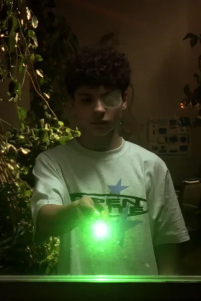 Laser-Gato (curta Metragem)