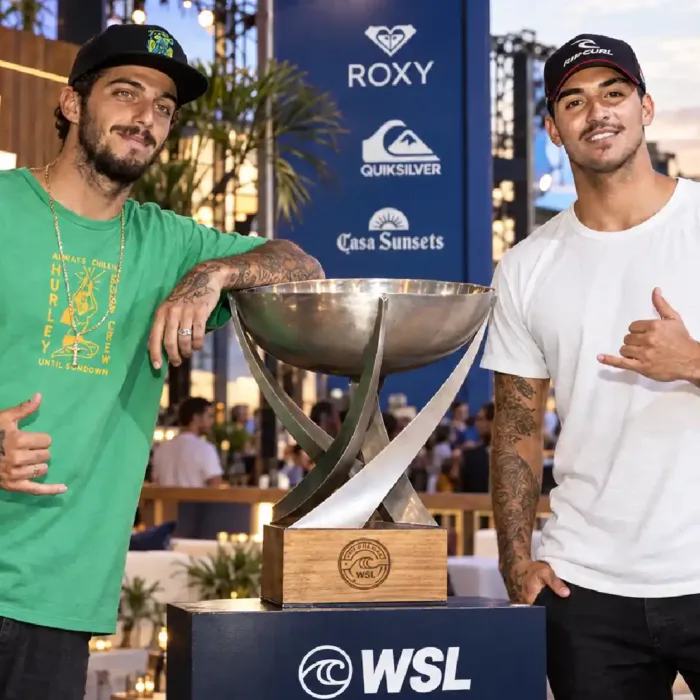 Gabriel Medina e Filipe Toledo WSL